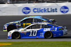 Danica Patrick, Stewart-Haas Racing Ford and Ricky Stenhouse Jr., Roush Fenway Racing Ford