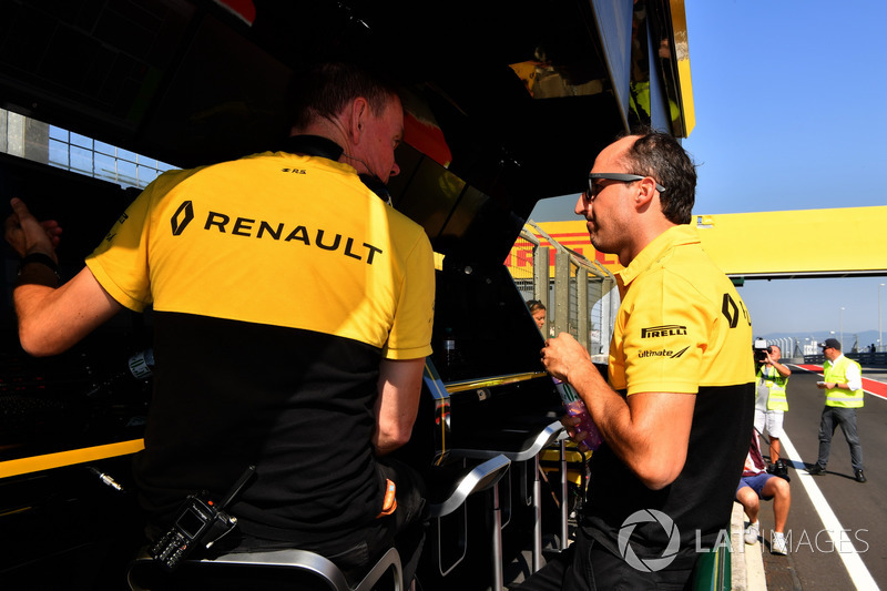 Robert Kubica, Renault Sport F1 y Alan Permane, Renault Sport F1 Team