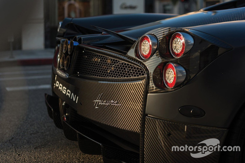 Pagani Huayra Tempesta