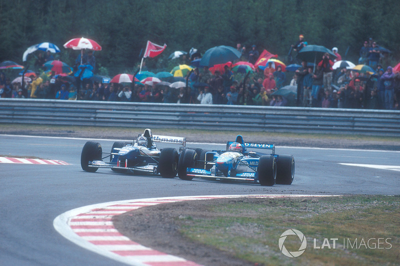 Damon Hill, Williams FW17-Renault, batall con Michael Schumacher, Benetton B195 Renault