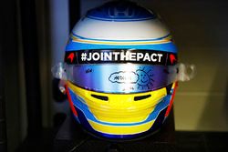 Casco de Fernando Alonso, McLaren