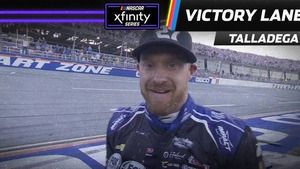 NASCAR Xfinity: Jeb Burton wygrywa wyścig w Talladega