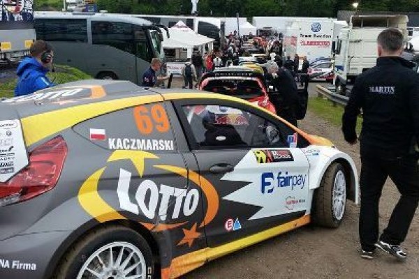 Hołowczyc wygrał wyścig
