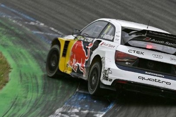 Hat trick Ekstr&ouml;ma