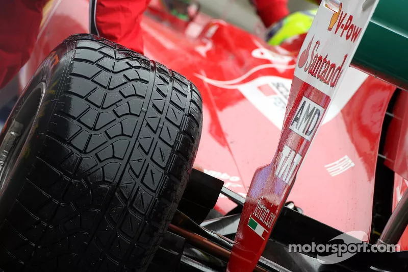 Pirelli wet trye