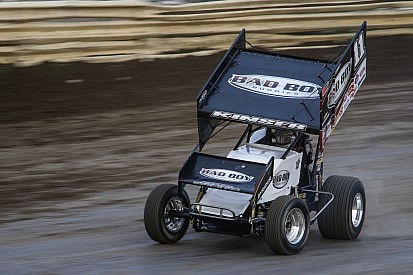 Steve Kinser 'unretires' long enough to win Winter Heat feature