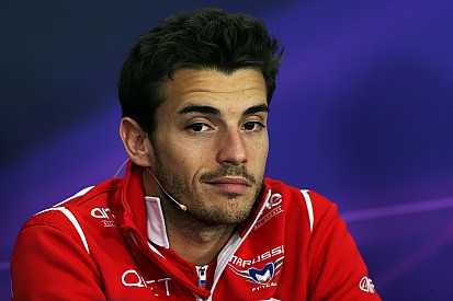 El padre de Jules Bianchi habló sobre lo que sucede con su hijo
