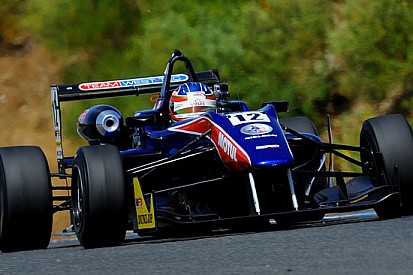 Prima fila tutta West-Tec in gara 1 a Jerez