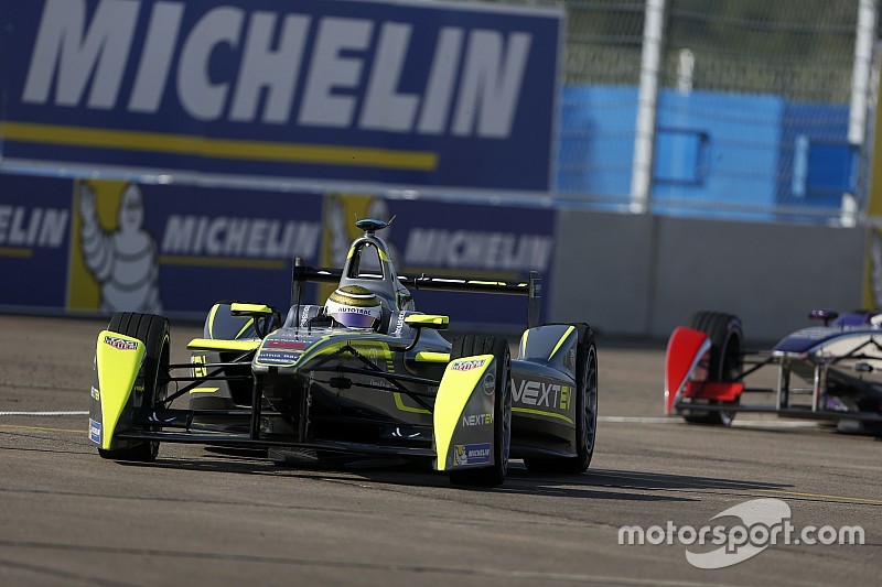 Nelson Piquet Jr., China Racing