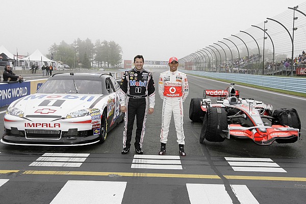 Hamilton na NASCAR? Veja outros pilotos de F1 que já se aventuraram nos EUA