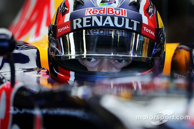 Daniil Kvyat, Red Bull Racing RB11