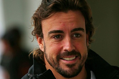 Алонсо отрицает желание покинуть McLaren