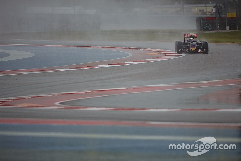 Carlos Sainz Jr, Scuderia Toro Rosso STR10