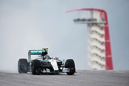 VT1: Nico Rosberg domineert, Max Verstappen op P7