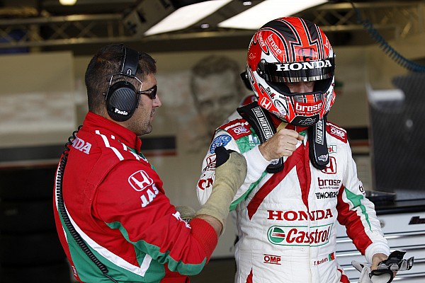 Monteiro venci&oacute; en la segunda carrera