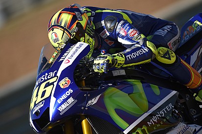 Rossi geeft Marquez de schuld van missen titel: “Hij was de bodyguard van Lorenzo”