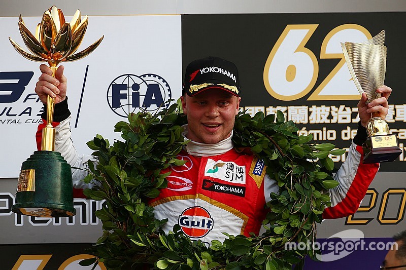 Podium: winnaar Felix Rosenqvist, Prema Powerteam Dallara Mercedes-Benz