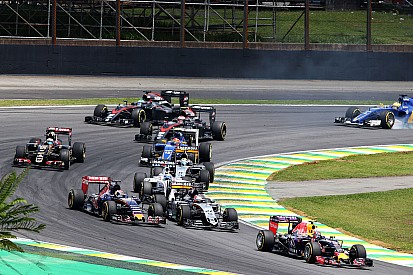 F1 overweegt plan met drie motoren per seizoen