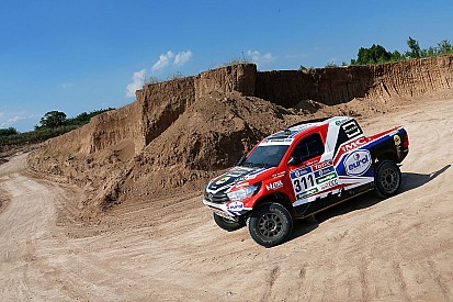 Bernhard ten Brinke wint Dakar-proloog