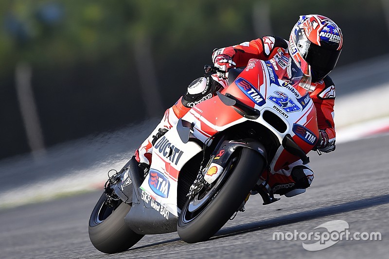 Casey Stoner, Ducati Desmosedici GP15