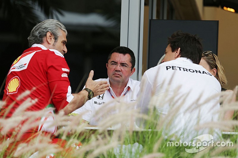 Maurizio Arrivabene, Ferrari Team Principal with Eric Boullier, McLaren Racing Director and Toto Wol