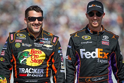 Hamlin: Drivers Council support of Tony Stewart "not about lug nuts"