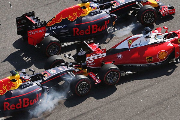 El enojo de Vettel en la radio tras el doble impacto de Kvyat contra su Ferrari