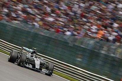 Hamiltont és Rosberget is meglepte az, hogy mennyire gyors a Mercedes Monzában