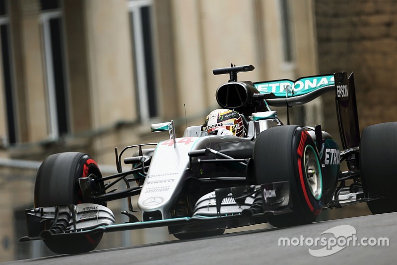 Baku, Libere 2: Hamilton come il vento, Ferrari in crisi?