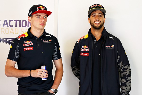 Ricciardo diz que rivalidade com Verstappen ainda &eacute; &ldquo;sadia&rdquo;