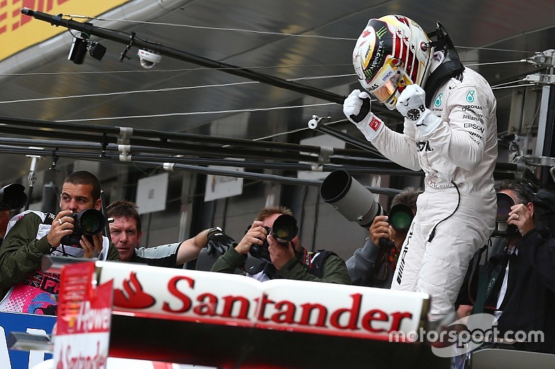 Pole Position for Lewis Hamilton, Mercedes AMG F1 W07