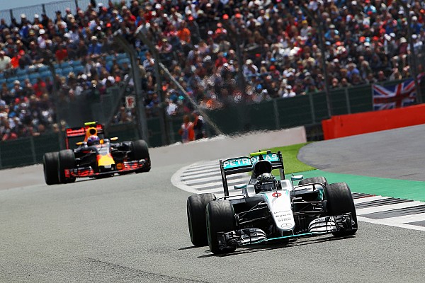 La pol&eacute;mica de los mensajes por radio