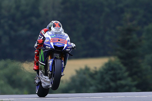 Lorenzo: &ldquo;Saliendo tan atr&aacute;s todo puede pasar&rdquo;