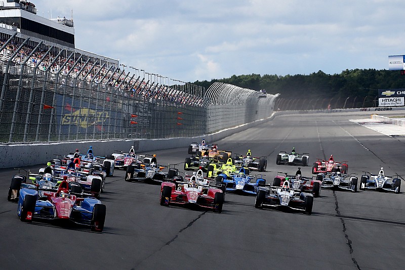 Start: Mikhail Aleshin, Schmidt Peterson Motorsports Honda leads