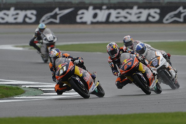 Binder ganó y se aleja en Moto3