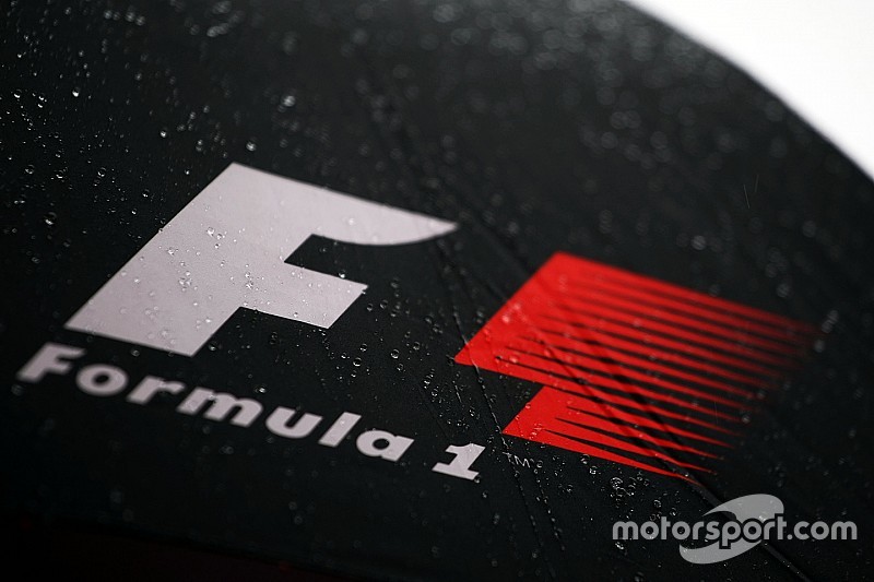 A wet F1 logo