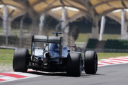 Formel 1 in Sepang: Ferrari holt auf, aber Mercedes bleibt vorn