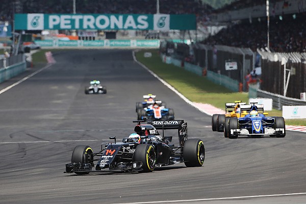 “Merecíamos esta sorte”, diz Alonso após ir de 22º a 7º
