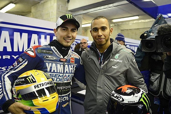 Lorenzo probar&aacute; el Mercedes de Hamilton en Silverstone