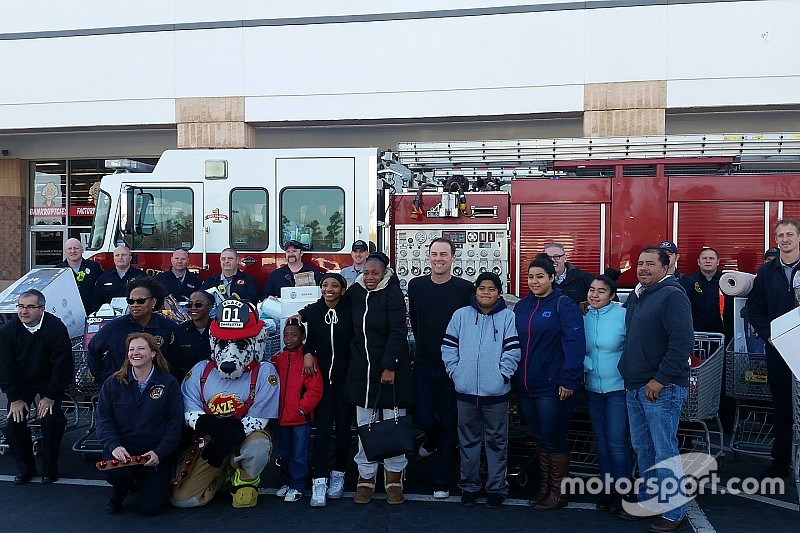 Kevin Harvick at the KHI charity event