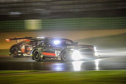 Juncadella, 5º en una emocionante carrera de clasificación de Blancpain GT en Misano