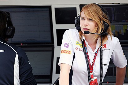 Mi trabajo en F&oacute;rmula 1... encargada de la estrategia de un equipo