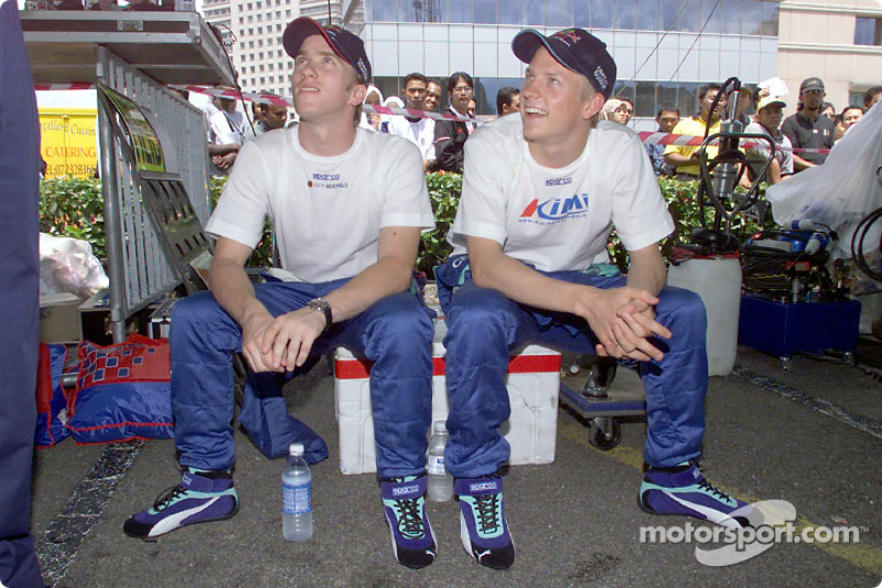 Sauber Petronas team in Johor Bahru: Nick Heidfeld and Kimi Raikkonen