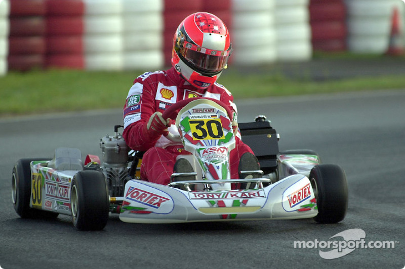 Vous avez toujours dit que le karting était le meilleur terrain d'apprentissage pour toutes les autres catégories. Pourquoi donc ?