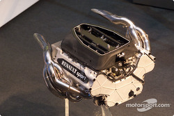 The RS22 V10 engine
