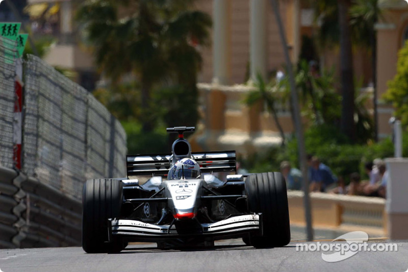 2002: Дэвид Култхард, McLaren-Mercedes MP4-17