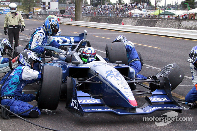 Arrêt au stand pour Dario Franchitti