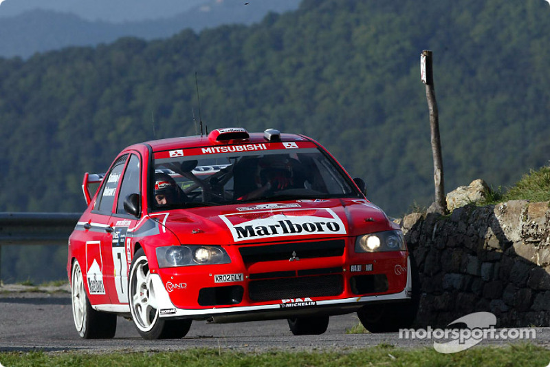 Marlboro і Mitsubishi
