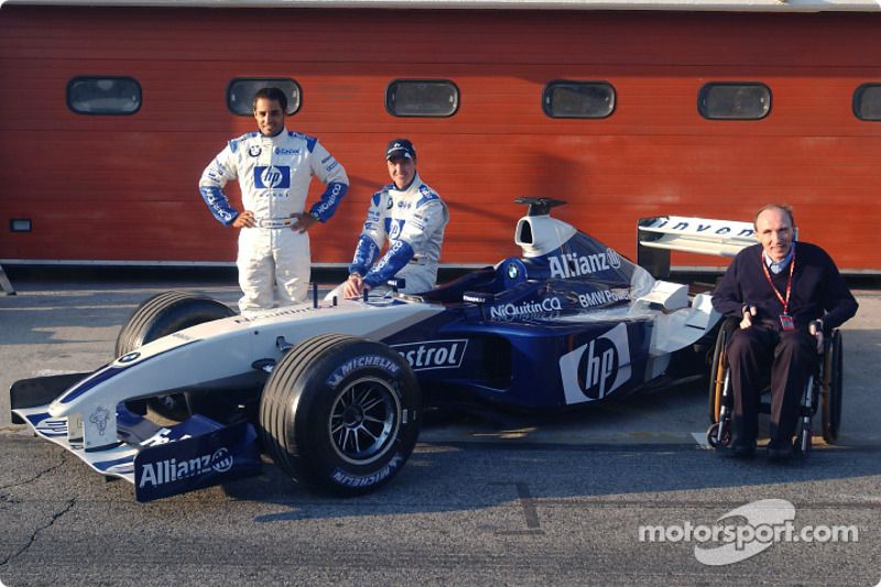 Juan Pablo Montoya, Ralf Schumacher y Frank Williams en la presentación de NiQuitinCQ
