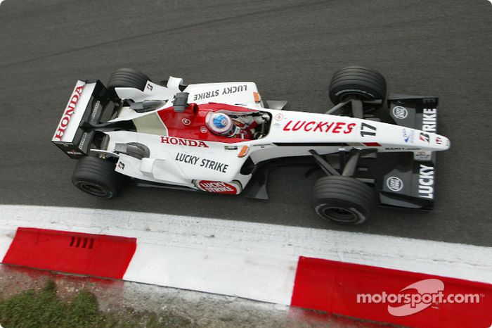 2003 marca o primeiro ano de Jenson Button na BAR